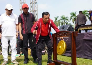 Buka Festival Olahraga Tradisional, Gubernur Al Haris: KORMI Mengedukasi Tentang Manfaat Olahraga untuk Kesehatan dan Kebahagiaan Masyarakat