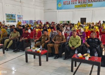 Pemkab Tebo Dorong Wajib Belajar 13 Tahun pada Gebyar Pendidikan Kesetaraan 2025