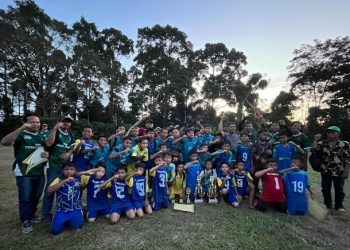 Kado Manis Akhir Tahun, SSB Tunas Bangsa U-10 dan U-12 Jadi Champion Turnamen Lubuk Ruso
