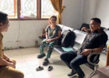 Anggota DPRD Tebo Edi Hartono Turun Tangan Redam Amukan Warga di Kantor Disdukcapil